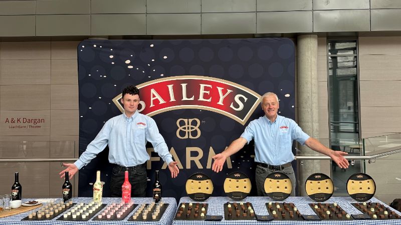 Baileys Tasting Stand with Luxury Baileys Chocolate Selection (1)